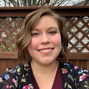 Meet your Posher, Alyssa